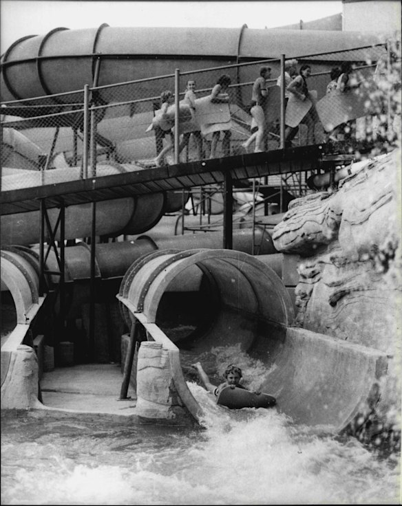 Waterworks at West Manly Promenade on opening day, November 06, 1981. 