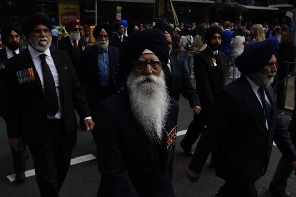 ANZAC Day march down Elizabeth St, Sydney.
