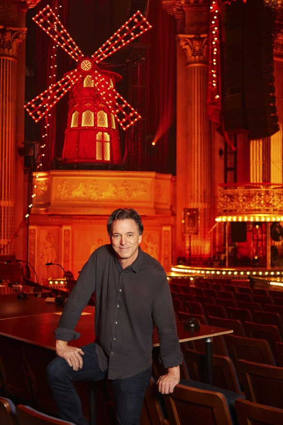 Scenic designer Derek McLane used about 3500 light bulbs to light the set of Moulin Rouge! The Musical! 