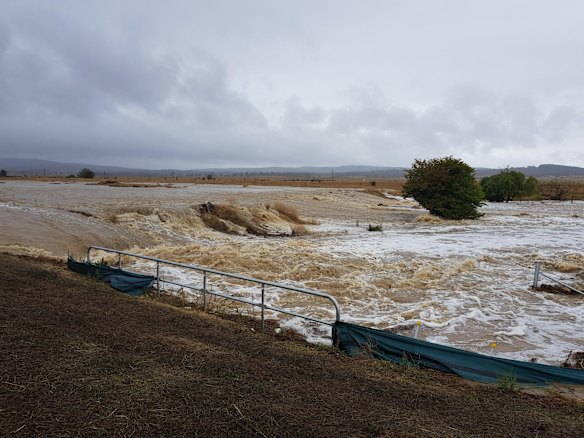 The paddocks between Ikea and Majura Parkway flooded.