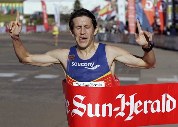 City 2 Surf: Ben Moreau crosses the line to win the 2013 City to Surf.