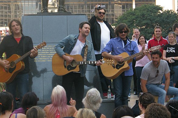 Powderfinger's surprise tour