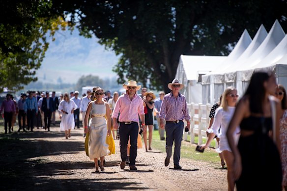 Towong races turn 150 with cracker Cup Day