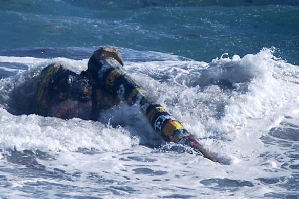Cottesloe beach pylon toppled