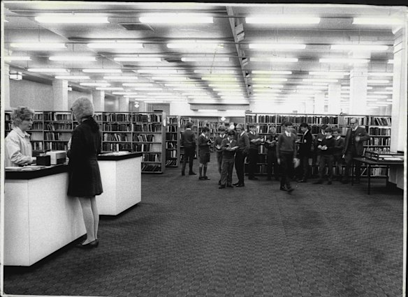 Scene in the Public Library in Queen Victoria Building. July 17, 1970. 