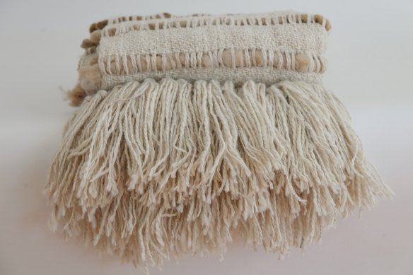 SOUTH AMERICAN STYLE
Argentinian Wool Knit Multicordon Throw
$655, 1.3 x 1.8, 100% Wool Mix (Meriono/ Llama)
www.thedesignhunter.com.au
