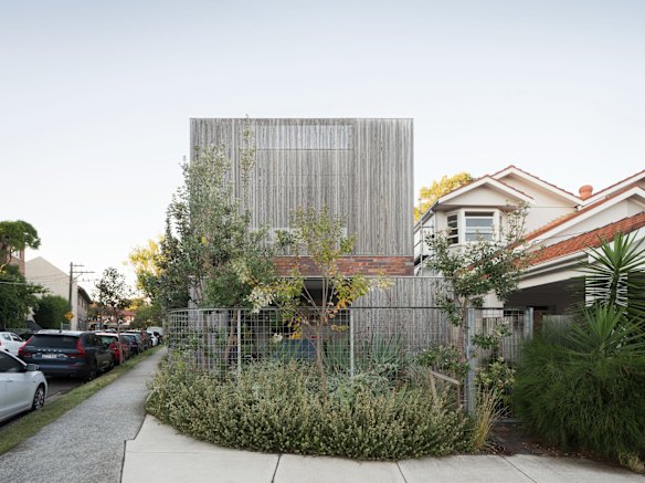 North Bondi House took out the Hugh and Eva Buhrich Award for houses (residential and additions). 