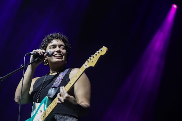 Kuku Yalanji, Jirrbal, Zenadh Kes song woman Kee'ahn.