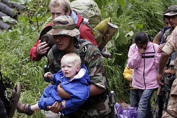 Tourists await rescue in Peru