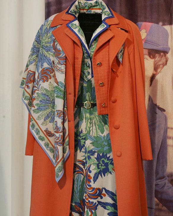 Qantas uniform 1974-85 designed by Emilio Pucci.