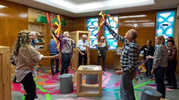 Participants in the Artful: Art and Dementia program, Museum of Contemporary Art Australia, 2018.