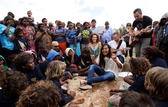 Jessica Mauboy performing at Watson on The Nullabor Plain in South Australia for children from Oak Valley Aboriginal School. The concert in Watson is the highlight of many performances across Australia on the Indian Pacific Outback Christmas Train.