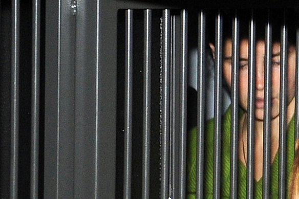 Amanda Knox arrives at the tribunal for her sentencing on December 4, 2009 in Perugia.