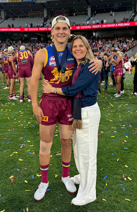 Ashcroft is close to mum Bekky, who says she’s focused on raising good people first, good footballers second