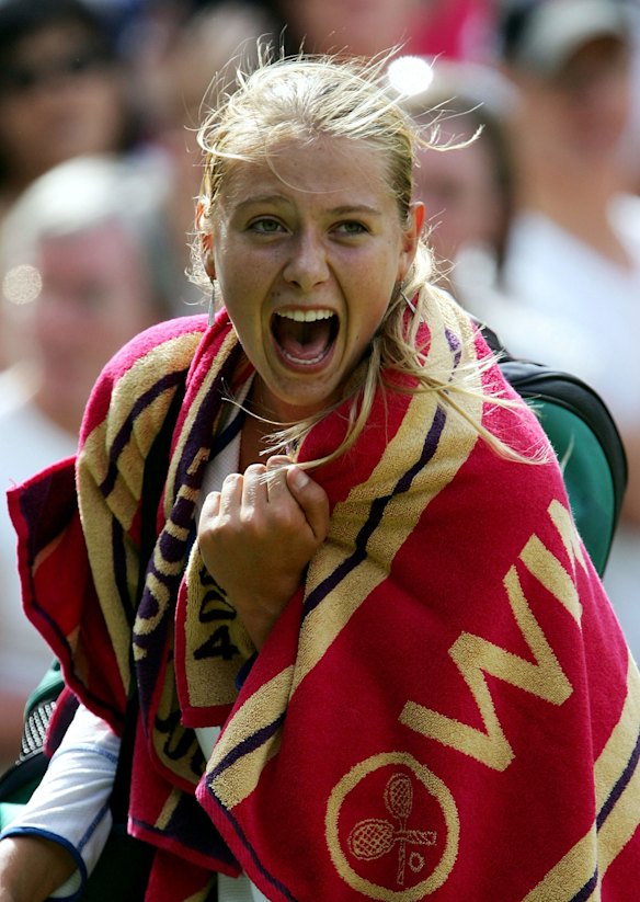 Maria Sharapova leaves the court after defeating Lindsay Davenport in 2004.