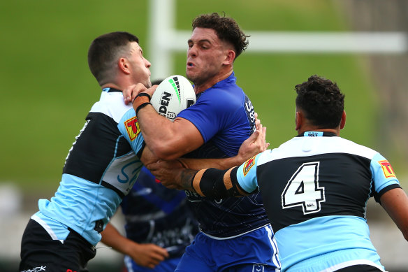 Adam Elliott has been handed a breach notice by the Bulldogs.