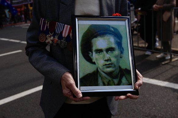 ANZAC Day march down Elizabeth St, Sydney.