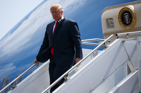 Trump arrives in Houston to meet with victims' families.