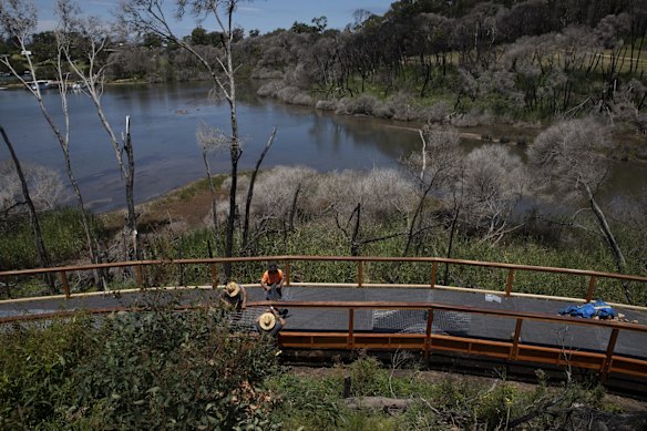 Rebuild of the popular board walk around the  lake is almost near completion. The board walk perished in the fires. 