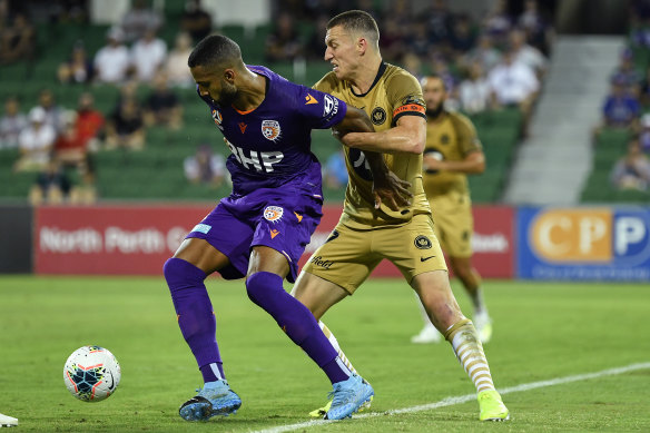Perth Glory were too strong for the Wanderers.