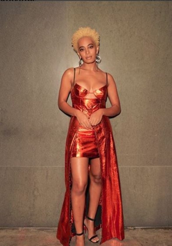 The 31-year-old singer stepped out in New York City at the Surface Magazine awards rocking a short bleached blonde new hairstyle. It is unknown whether or not her new look is a wig, but either way we are all for it, and her metallic dress.