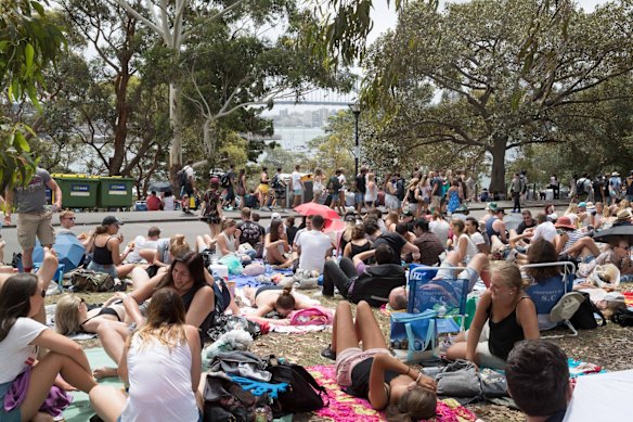 The crowd at Mrs Macquaries Chair.