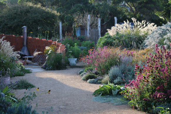 This year’s opening of Jo Ferguson’s garden further fostered our obsession with perennials