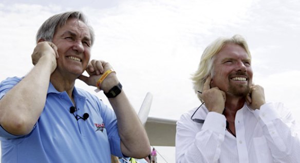 The six passengers would experience about five minutes of weightlessness and get a glimpse of Earth. The spaceship would glide back to Earth much like the space shuttle. Take-off to landing is expected to take about 2 1/2 hours.