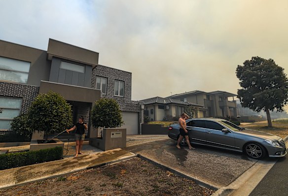 People defending there homes in Clovemont Way.