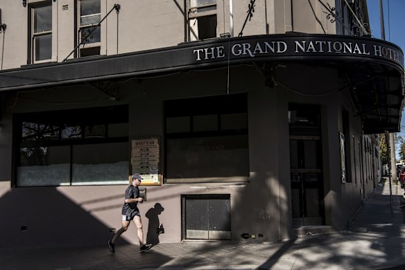 The Grand National Hotel, Paddington.