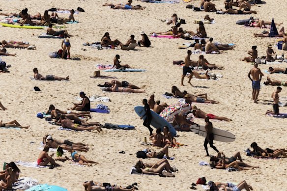 A busy Bondi Beach on the last weekend before lockdown ends.