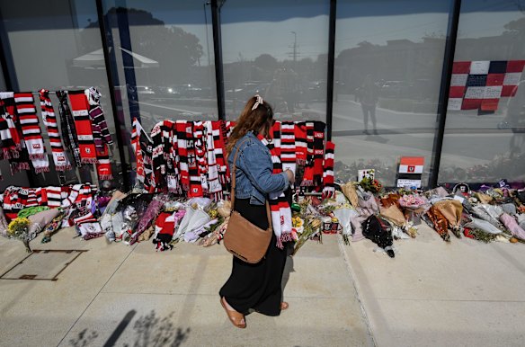 Fans leave tributes to Danny in front of the clubrooms.
