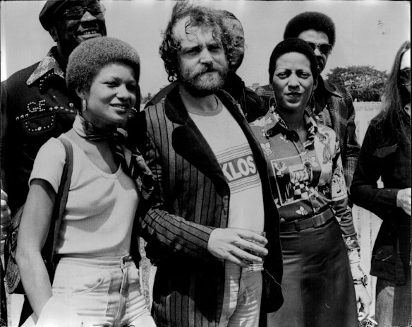Rock's mad dog Joe Cocker dies at 70