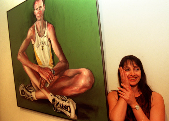 Esther Erlich with her 1998 Doug Moran winner, a portrait of runner Steve Moneghetti.