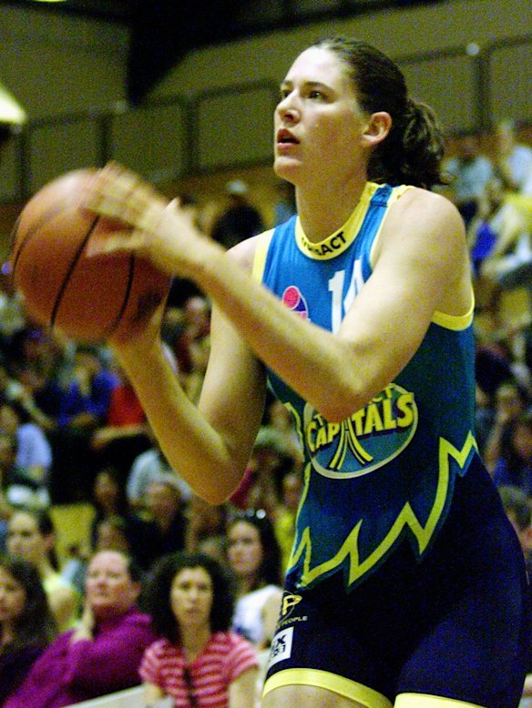 Lauren Jackson, pictured here in 2001, has played for the Canberra Capitals and Opals for almost 20 years.