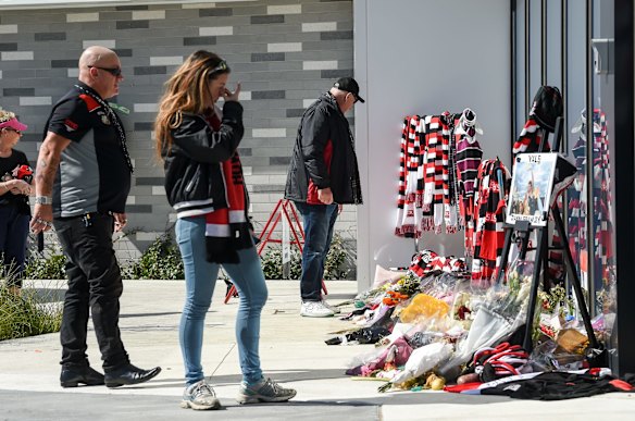 Fans gather to pay tribute to their club legend at RSEA Park.