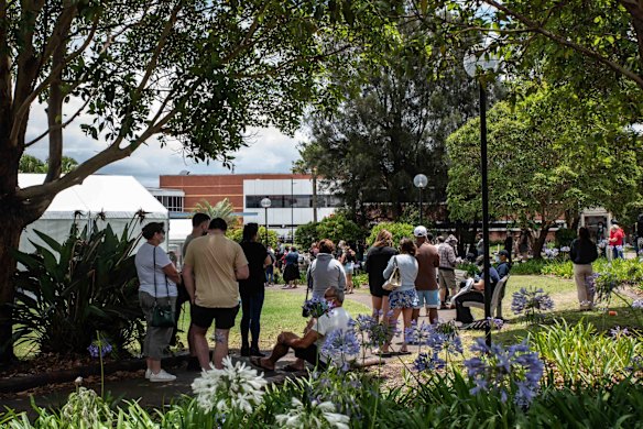 Queues for the COVID testing clinic at Canterbury Health Centre on Dec 28, 2021.