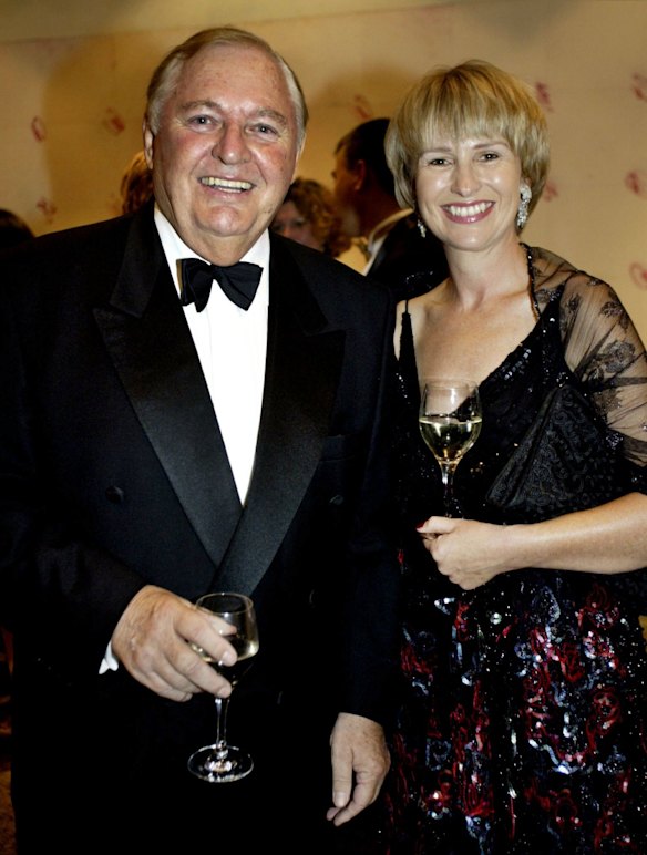 Alan Bond and wife Diana Bliss at the America's Cup 20th Anniversary Ball at the Hyatt Hotel, 2003. 