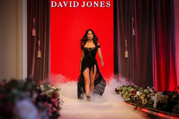 DJ Ambassadors Jessica Gomes.