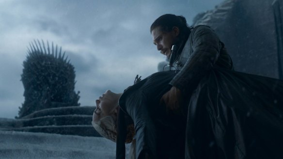 Jon Snow cradles the body of Daenerys after he killed her.