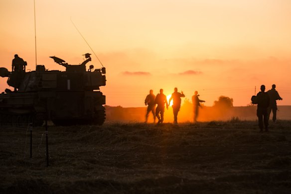 Israeli soldiers prepare thier artillery unit near the border with Gaza Strip on May 14, 2021 in Sderot, Israel. This follows days of violence and cross-border fighting between militants in the Gaza Strip, who have fired hundreds of rockets into Israel, and Israeli airstrikes that have killed dozens across the Palestinian coastal enclave.