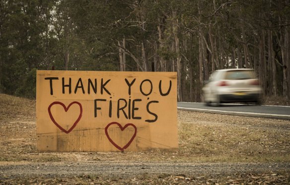 A sign thanking the fire fighters at Yarravel. 
