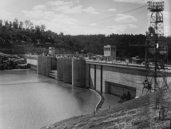Warragamba Dam on October 14, 1960.