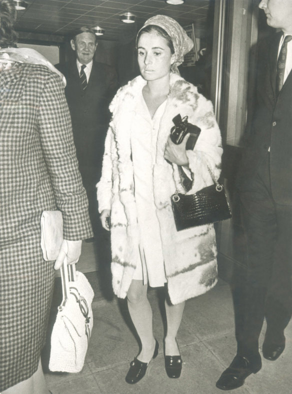 The picture of Ainsley Gotto arriving at Heathrow Airport with John Gorton in 1971 that was splashed on the front of British newspapers.