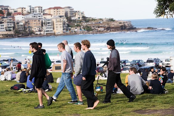 A very busy day at Bondi along the promenade and grassy areas, although the sand and water were much less crowded.