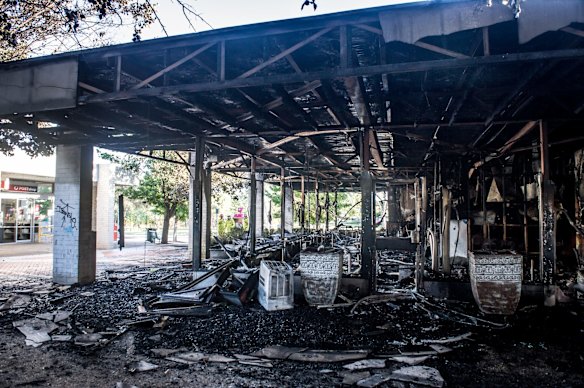 Two Olive restaurants subject to arson attack. Mawson location.