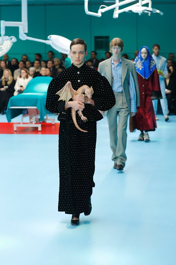 A model wears a creation as part of the Gucci women's Fall/Winter 2018-2019 collection.