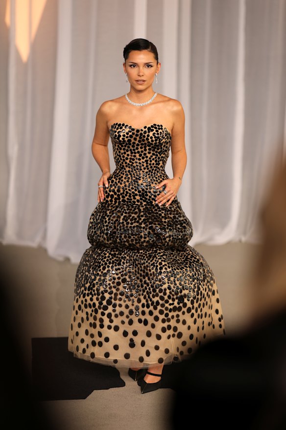 We’re obsessed with Obsession star Inde Navarrette’s polka-dotted dress.