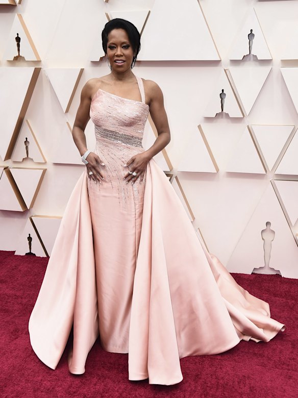 Regina King arrives at the Oscars.