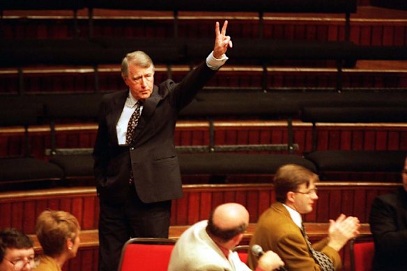 Neville Wran at the ALP conference in 1995.